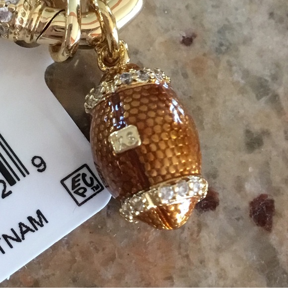 Kendra Scott Gold Metal Strand Football Pendant Necklace - Picture 6 of 8